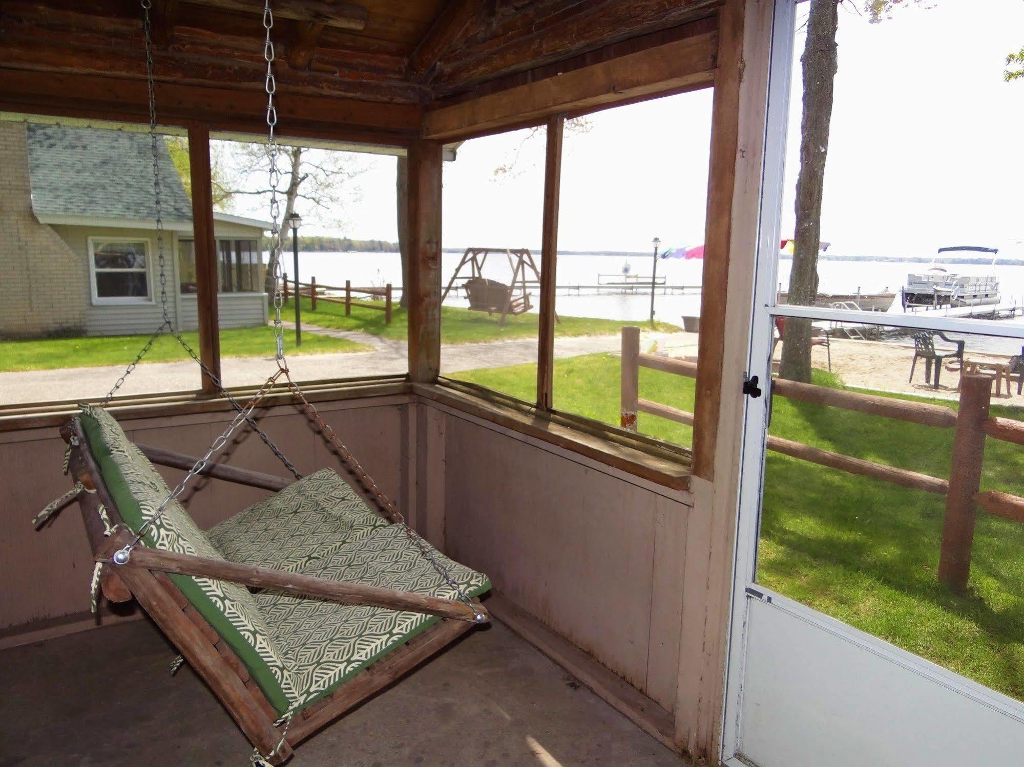 Sunset Resort Prudenville Exterior foto